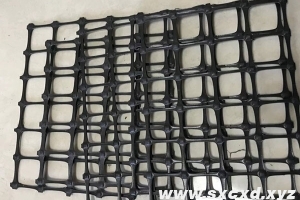 礦用塑料土工格柵是什么，其特點(diǎn)及應(yīng)用領(lǐng)域